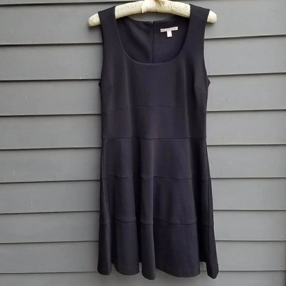 Banana Republic Black Fit/Flare Knit (LBD) Dress Size 14